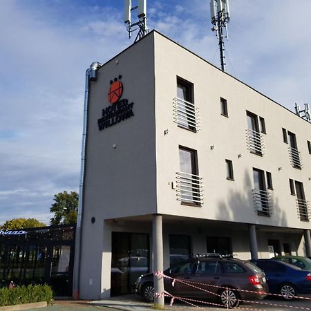 Hotel Willanova Люблин Екстериор снимка