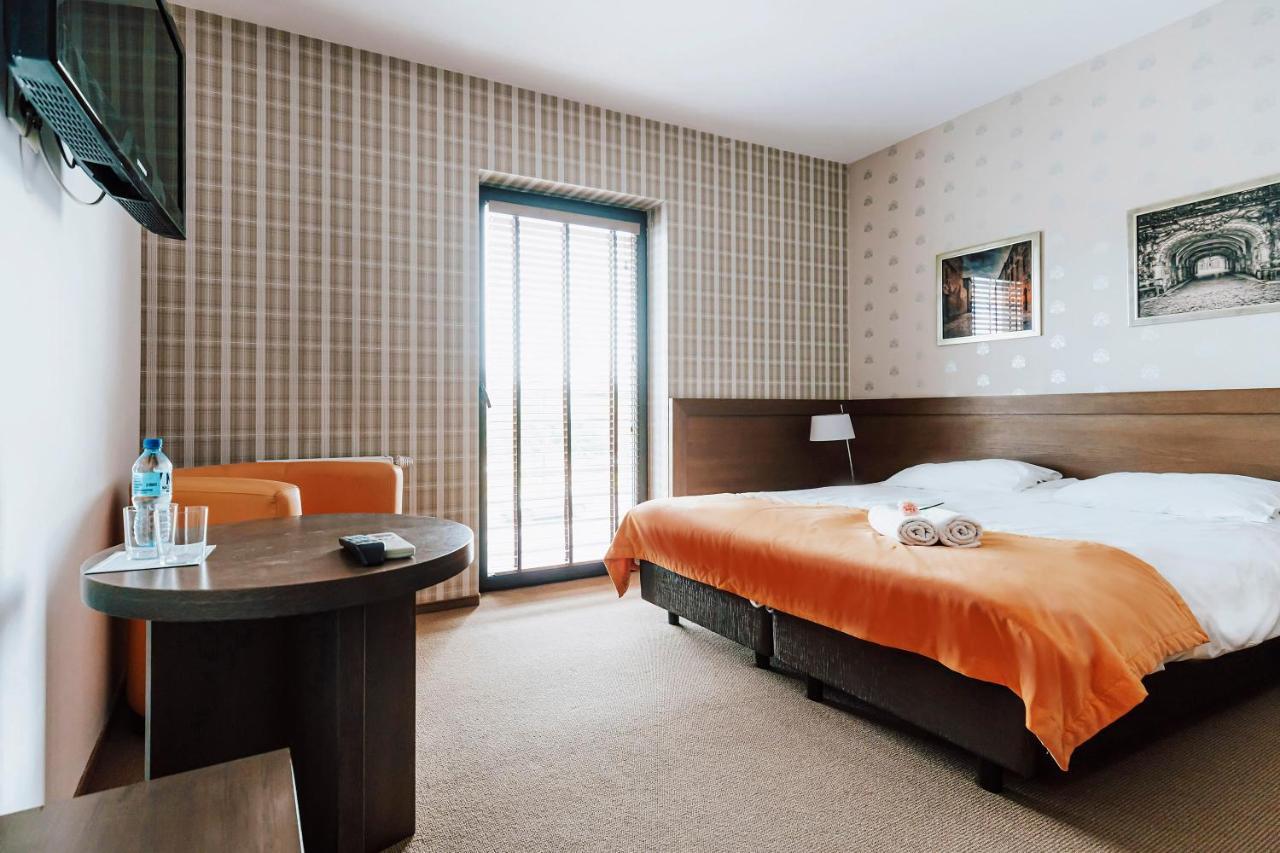 Hotel Willanova Люблин Екстериор снимка