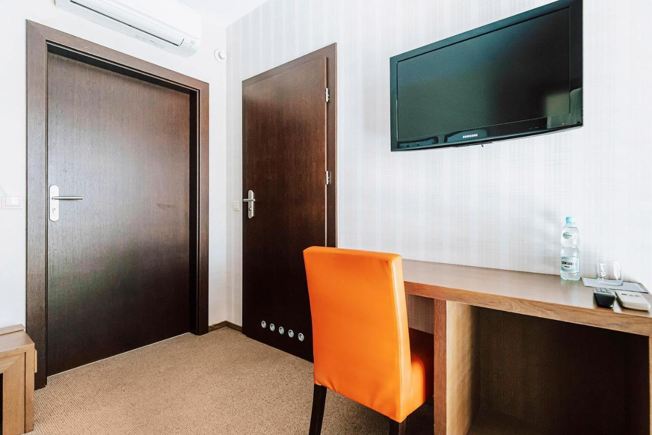 Hotel Willanova Люблин Екстериор снимка