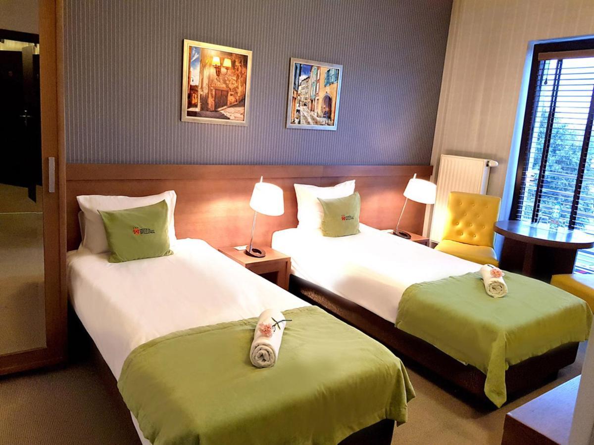 Hotel Willanova Люблин Екстериор снимка