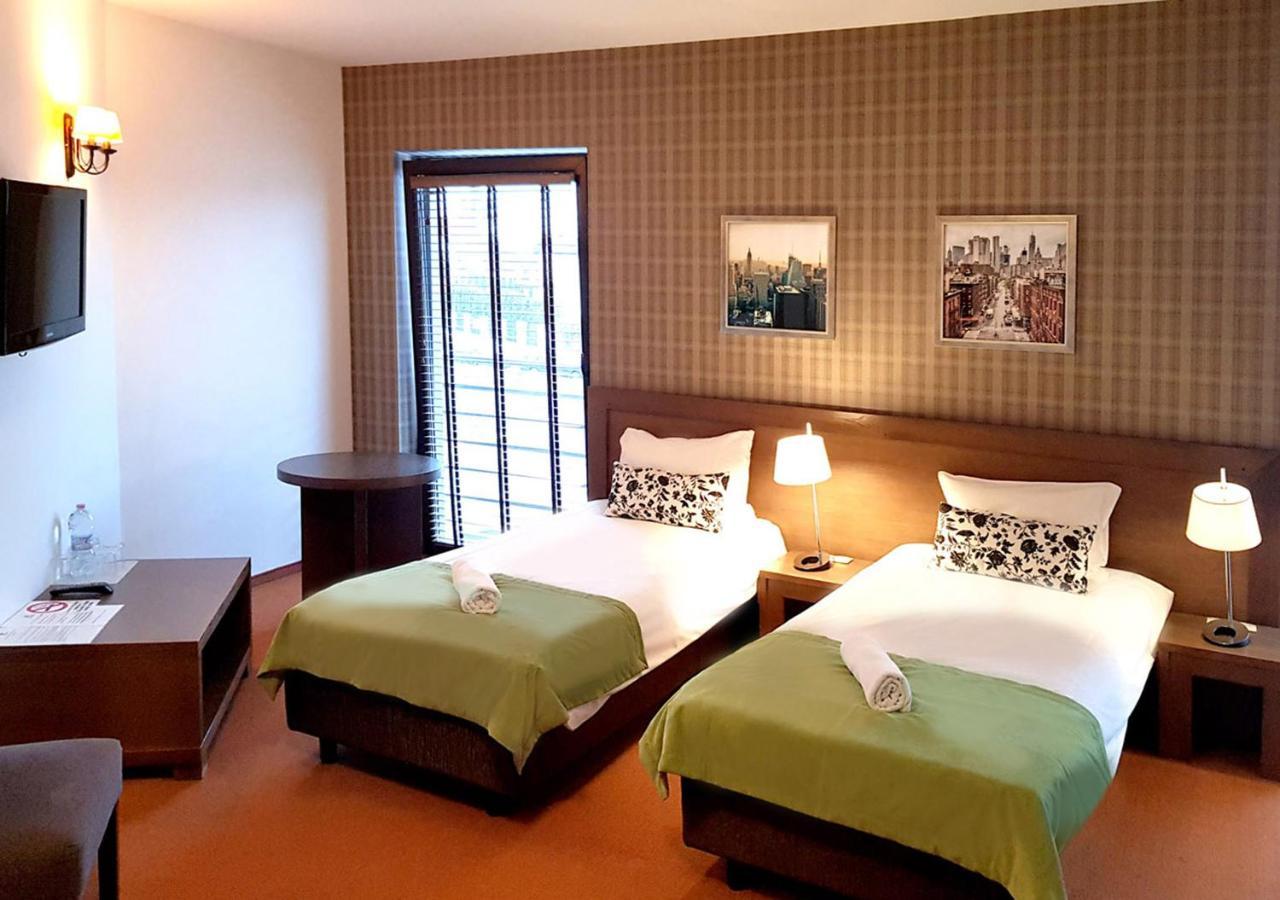 Hotel Willanova Люблин Екстериор снимка